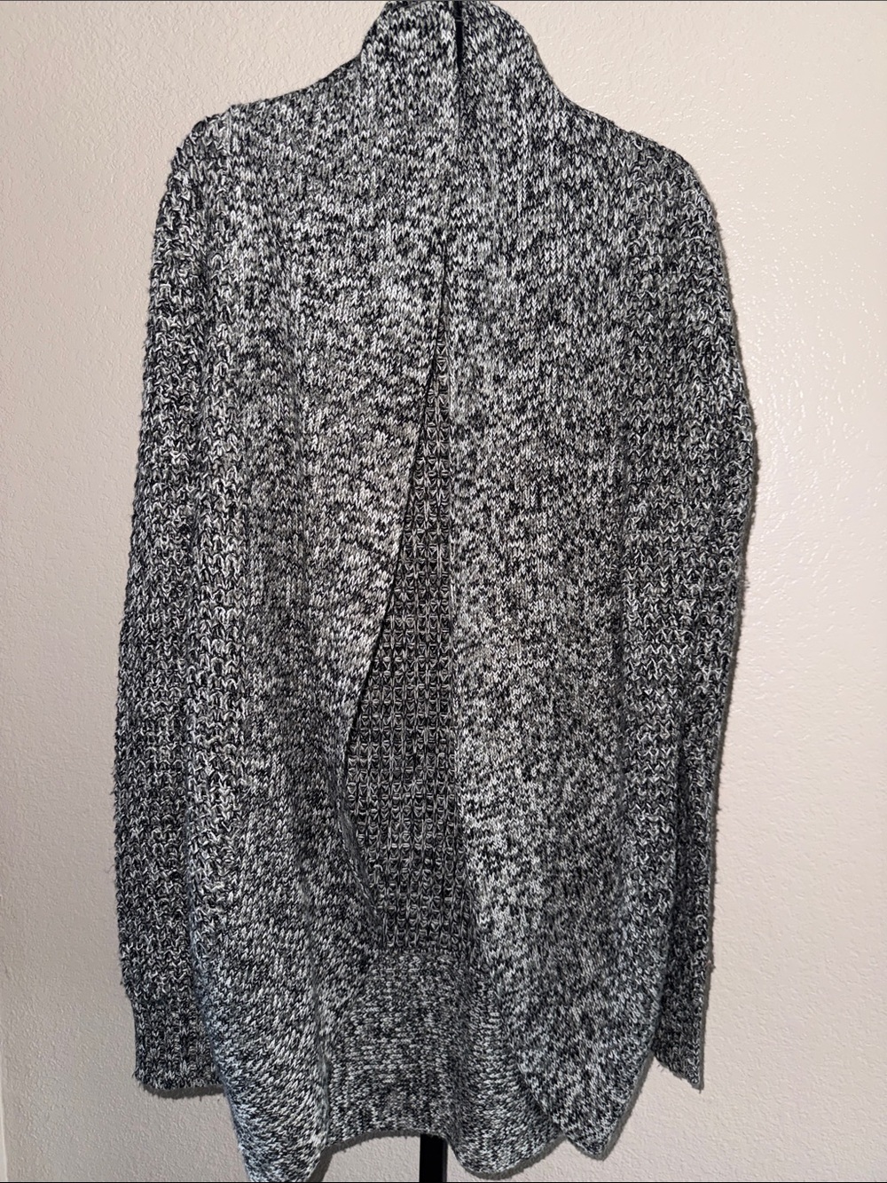 Bobbie Brooks Cozy Open-Front Marled Gray Women's Sweater Medium